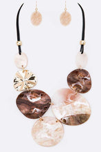 Load image into Gallery viewer, Mix Tone Necklace Set
