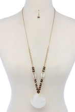 Load image into Gallery viewer, Coffee Bean Sea Shell Necklace  **Available for Next Day Shipping**
